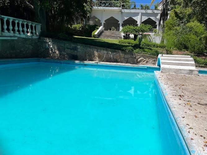Teques Inn Tequesquitengo Exterior photo